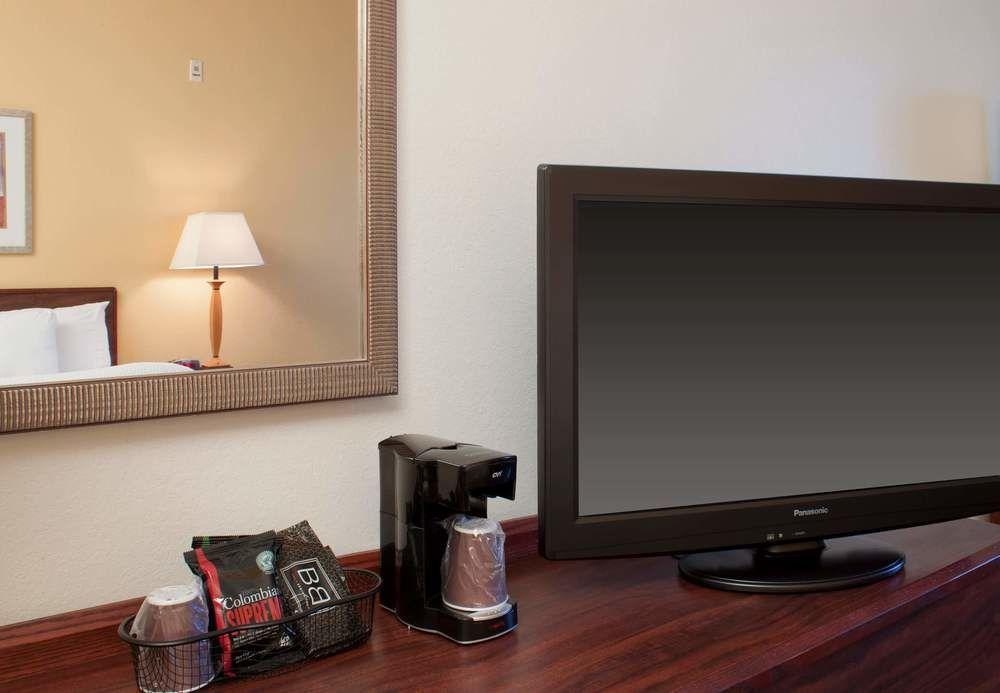 Hotel Comfort & - Syracuse 3*