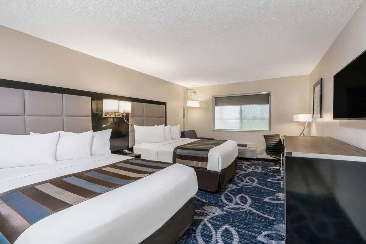 Comfort & - Syracuse 3*