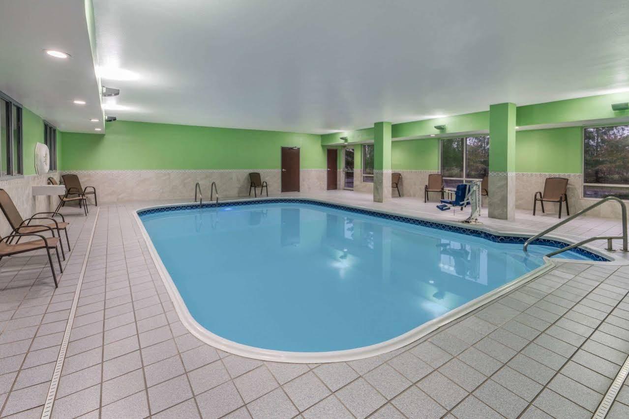 Comfort & - Syracuse Liverpool