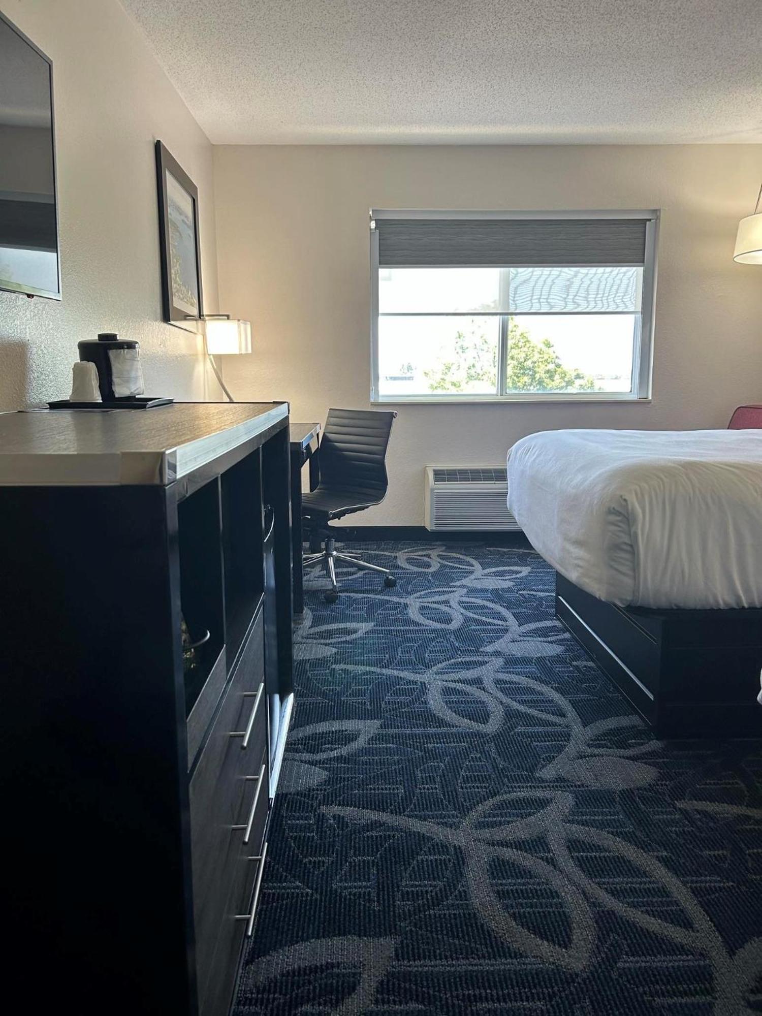 Comfort & - Syracuse