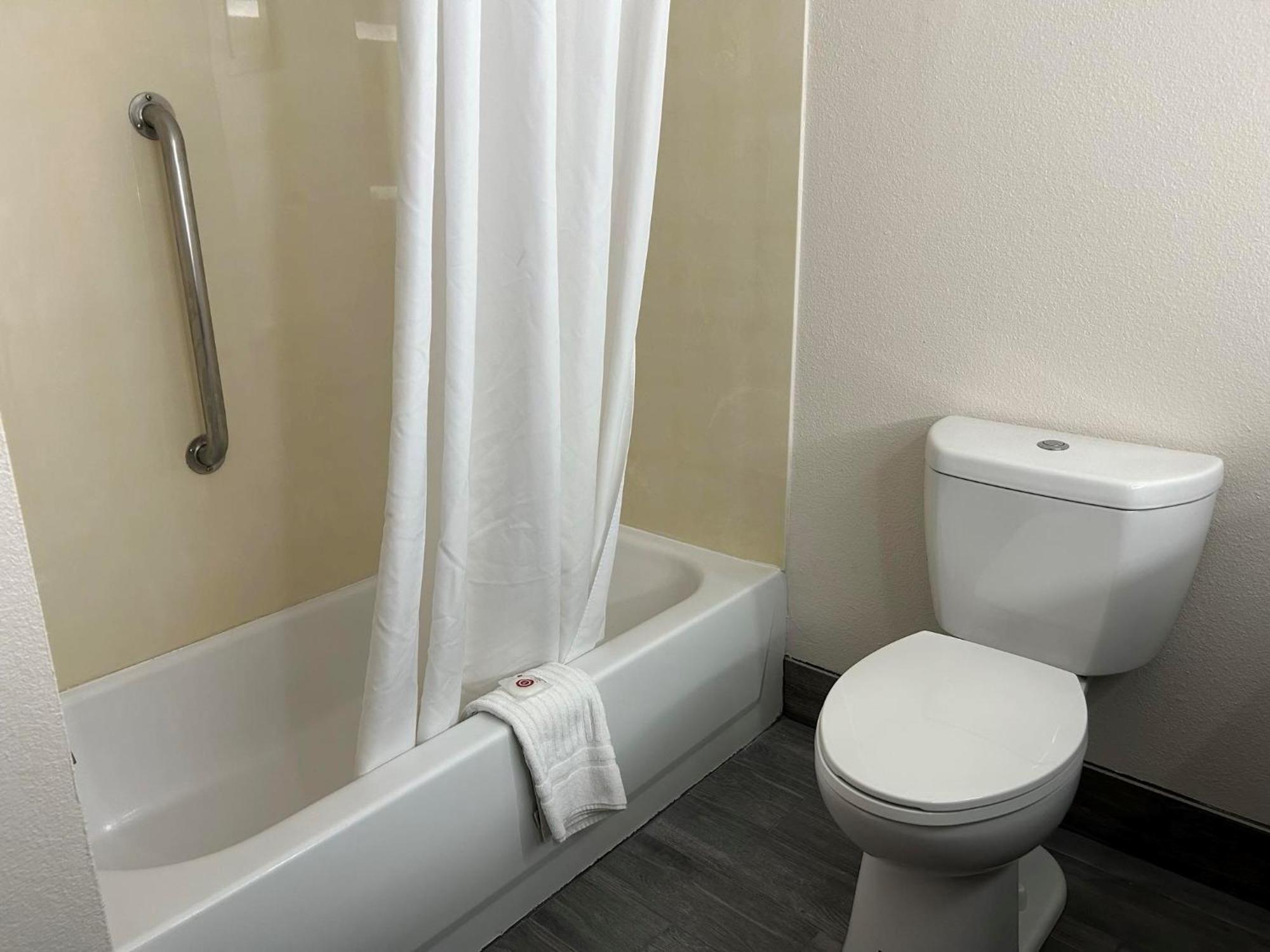 Comfort & - Syracuse 3* Liverpool