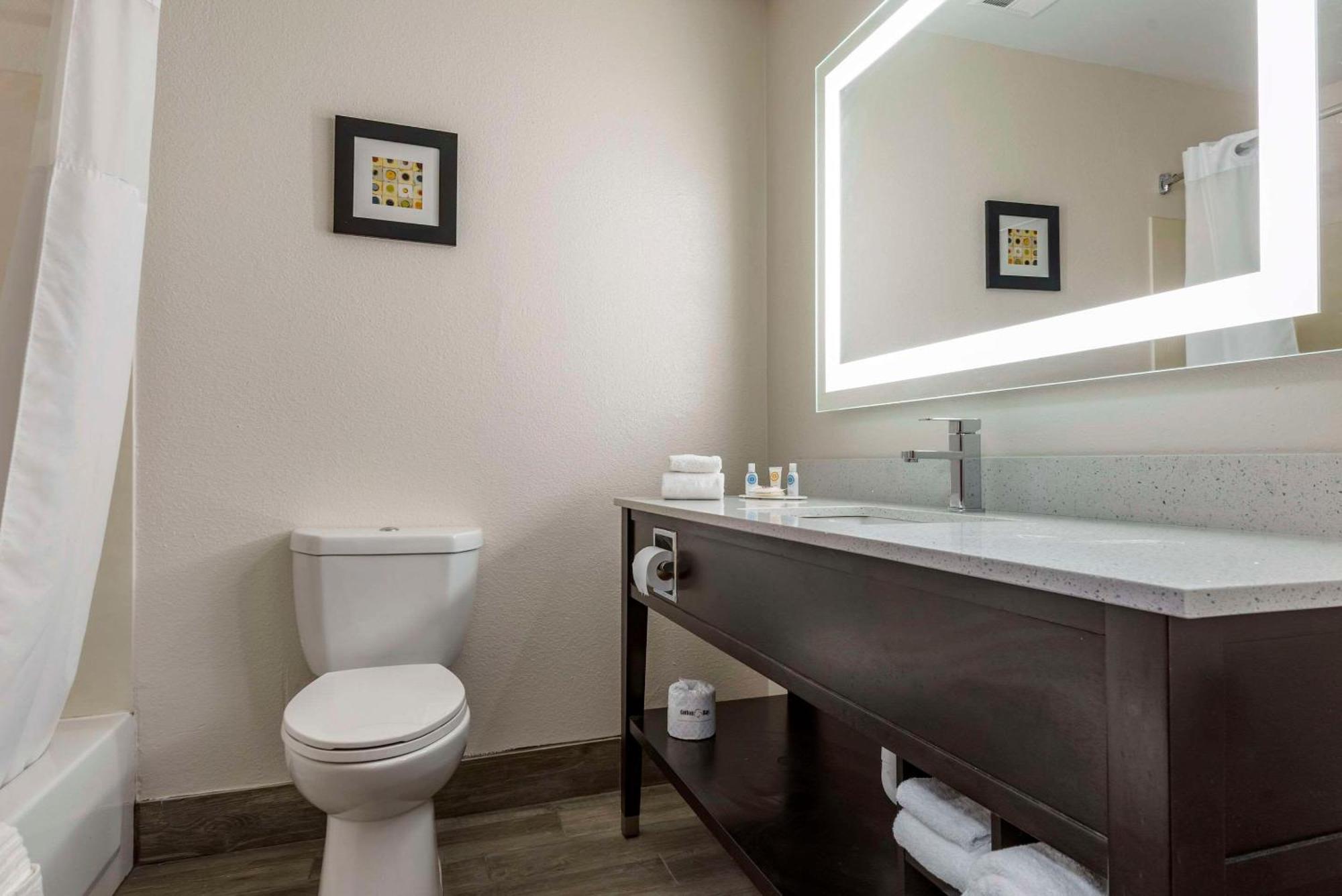 Comfort & - Syracuse Hotel 3*