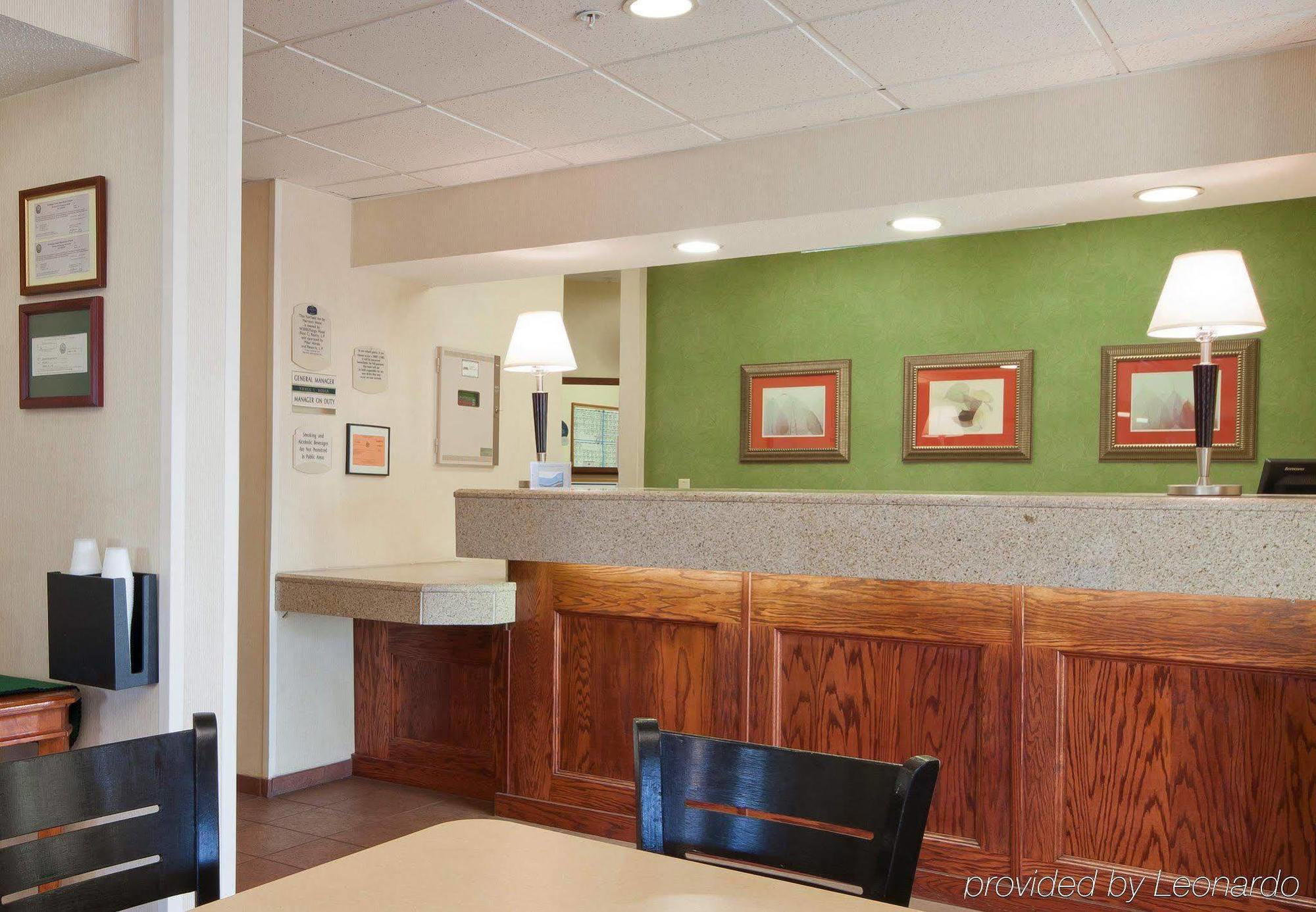 Hotel Comfort & - Syracuse