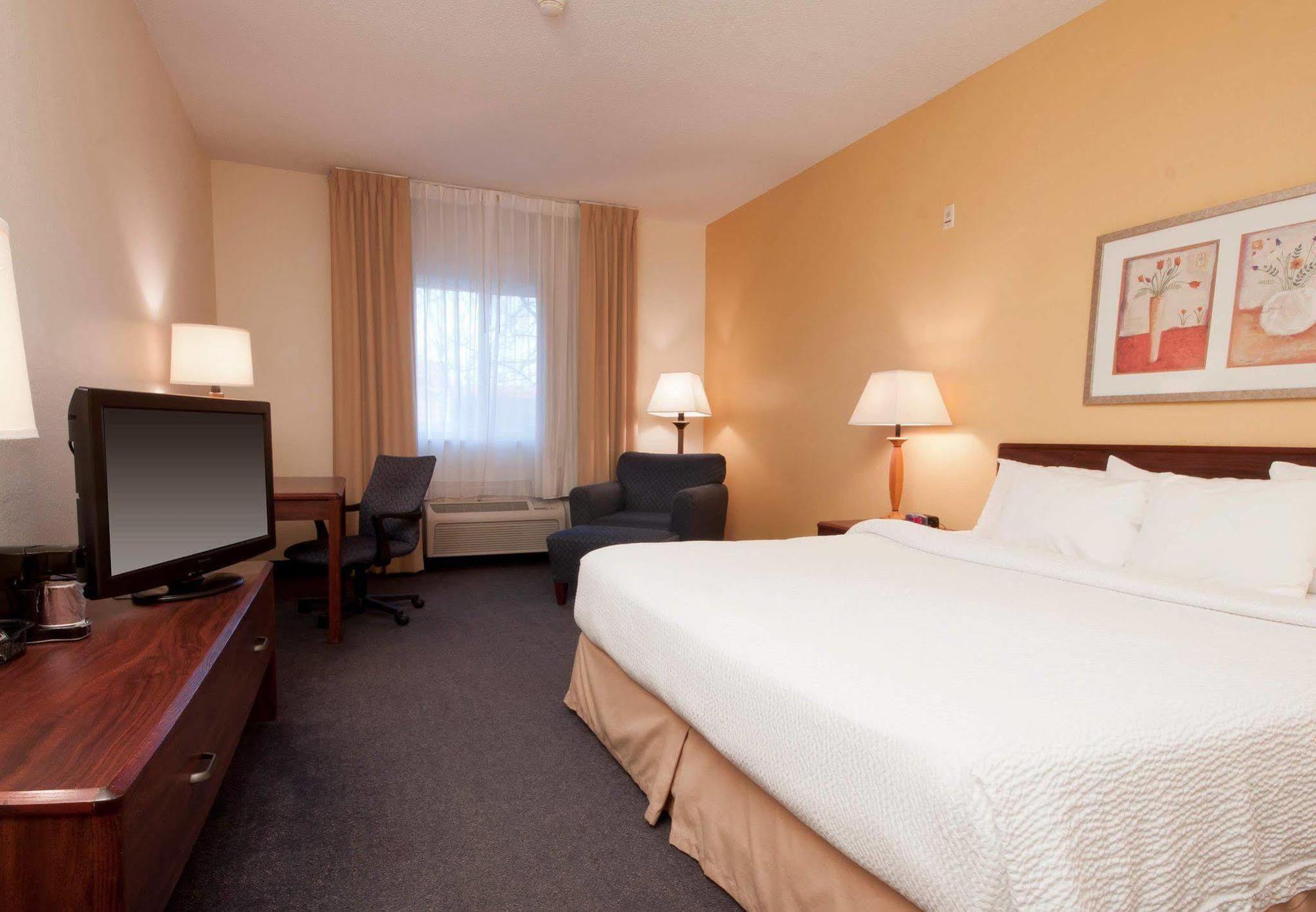 Comfort & - Syracuse 3*