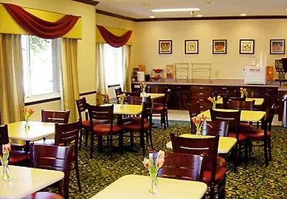 Comfort Inn & Suites Liverpool - Syracuse 